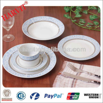 Royal Blue und White Round Dinnerware Set